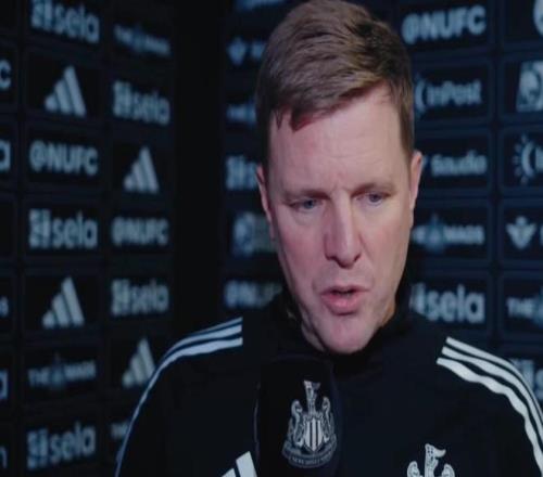 郑钦文逆境,夺冠,铭记过往,平博体育平台,平博体育官方网站,平博体育登录入口,平博体育app下载